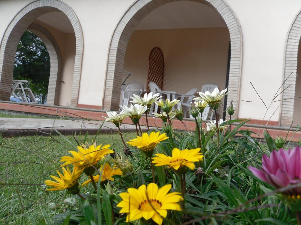 Agriturismo Il Giardino Saturnia Exterior photo